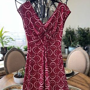 Woman’s short sleeve dress extremely comfortable